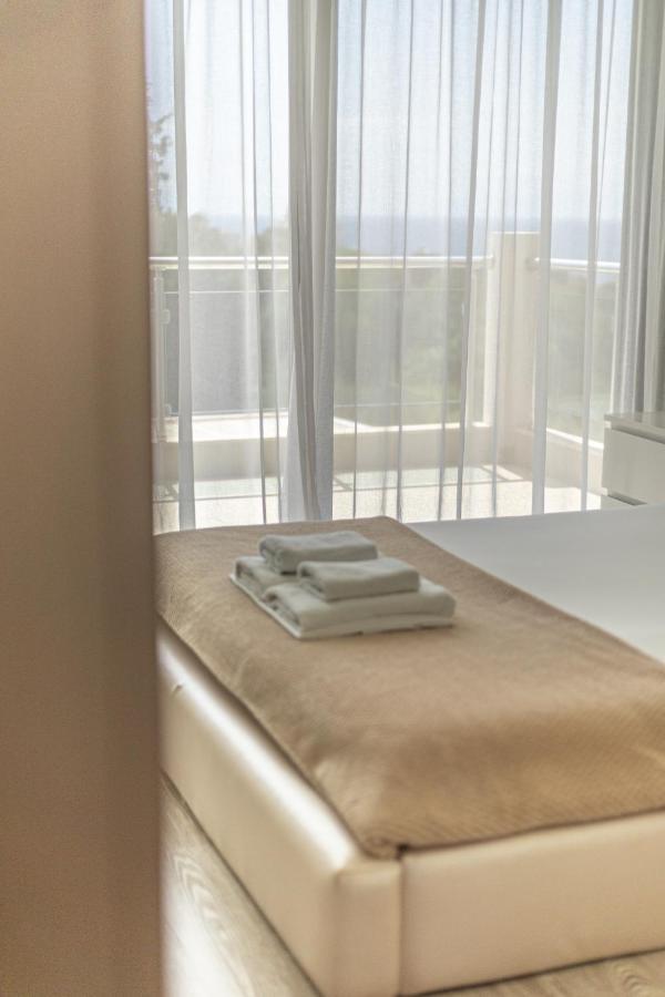 Nefeli & Dina Villas By Diomedes Group Nea Moudhania Exteriör bild